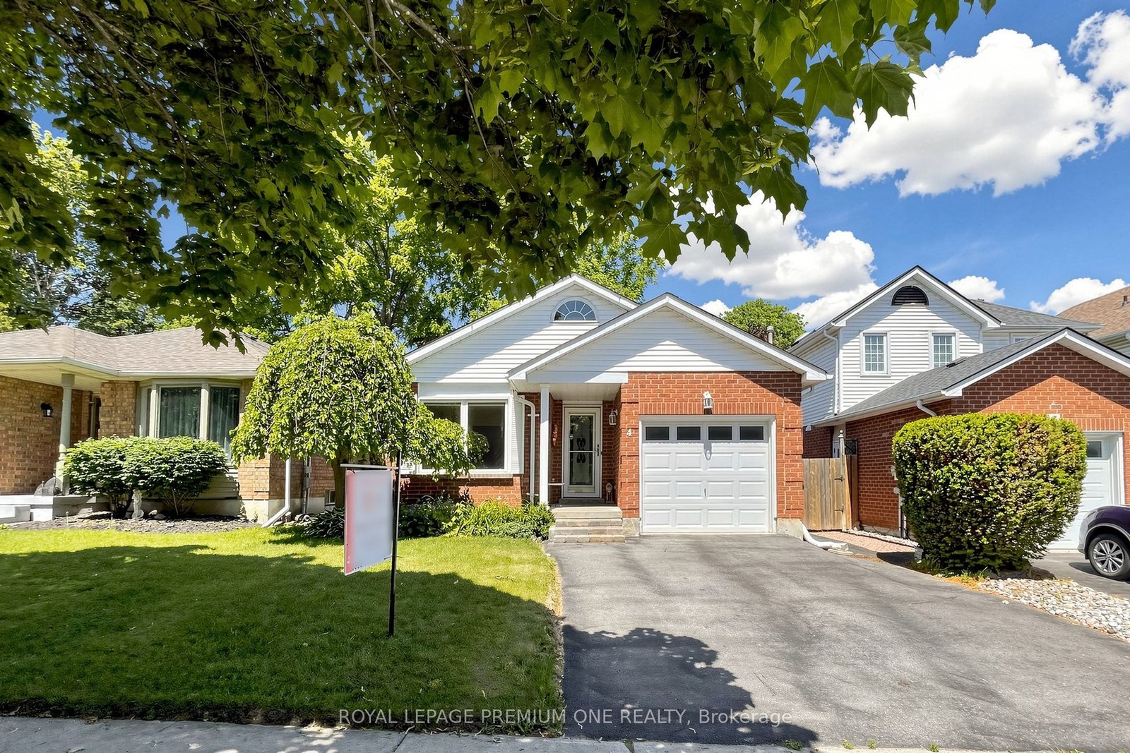 For Sale: 4 Prout Drive, Clarington, ON L1C 4A4, Clarington, ON