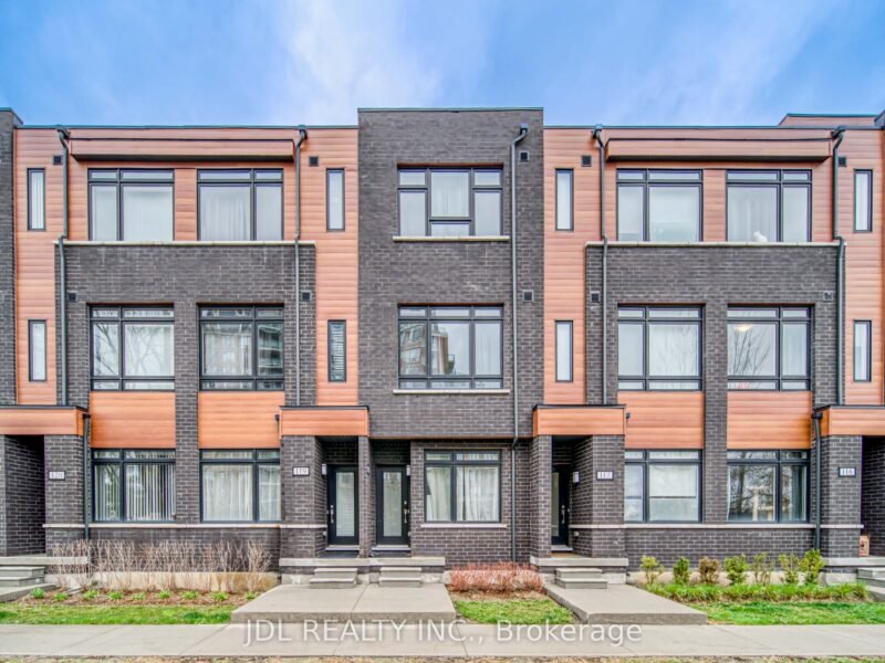 For Sale: 370 D Red Maple Road 118, Richmond Hill, ON L4C 5T4, Richmond Hill, ON