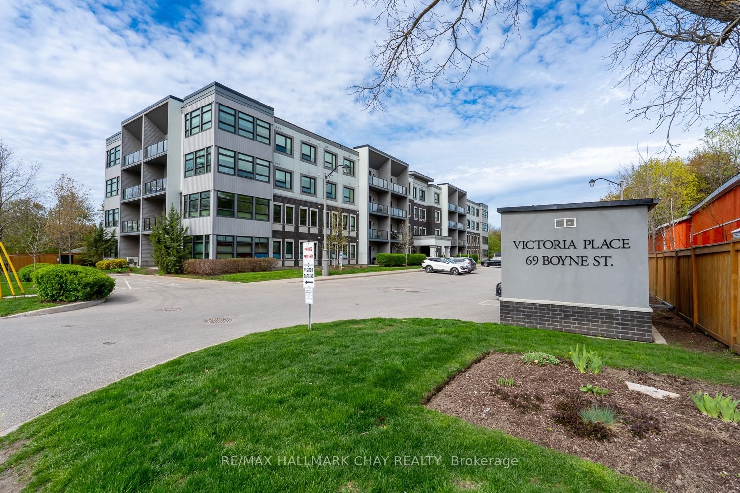 For Sale: 69 Boyne Street 103, New Tecumseth, ON L9R 0N5, New Tecumseth, ON