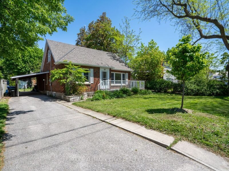 For Sale: 43 Church Street S, New Tecumseth, ON L9R 1G9, New Tecumseth, ON