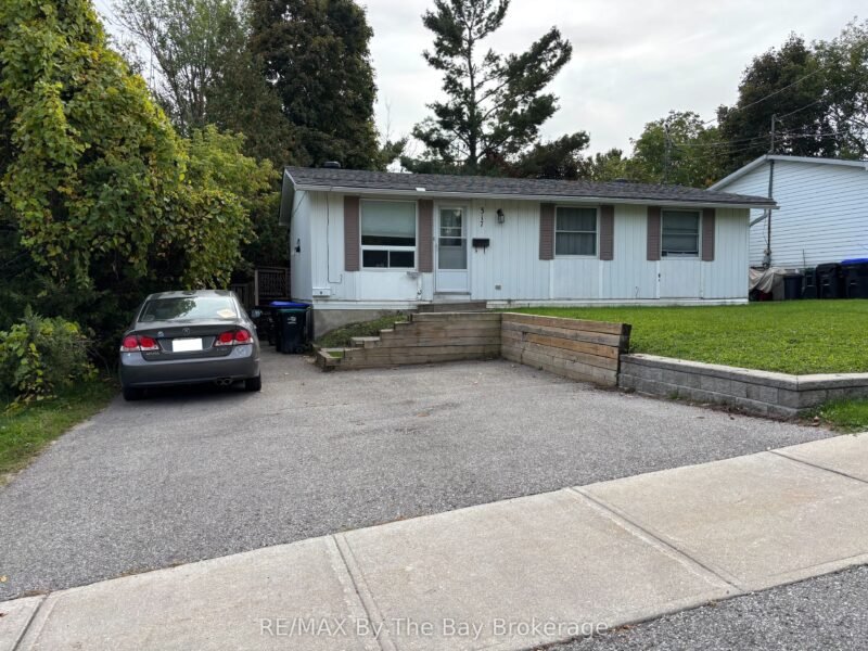 For Sale: 317 Hugel Avenue, Midland, ON L4R 1T5, Midland, ON