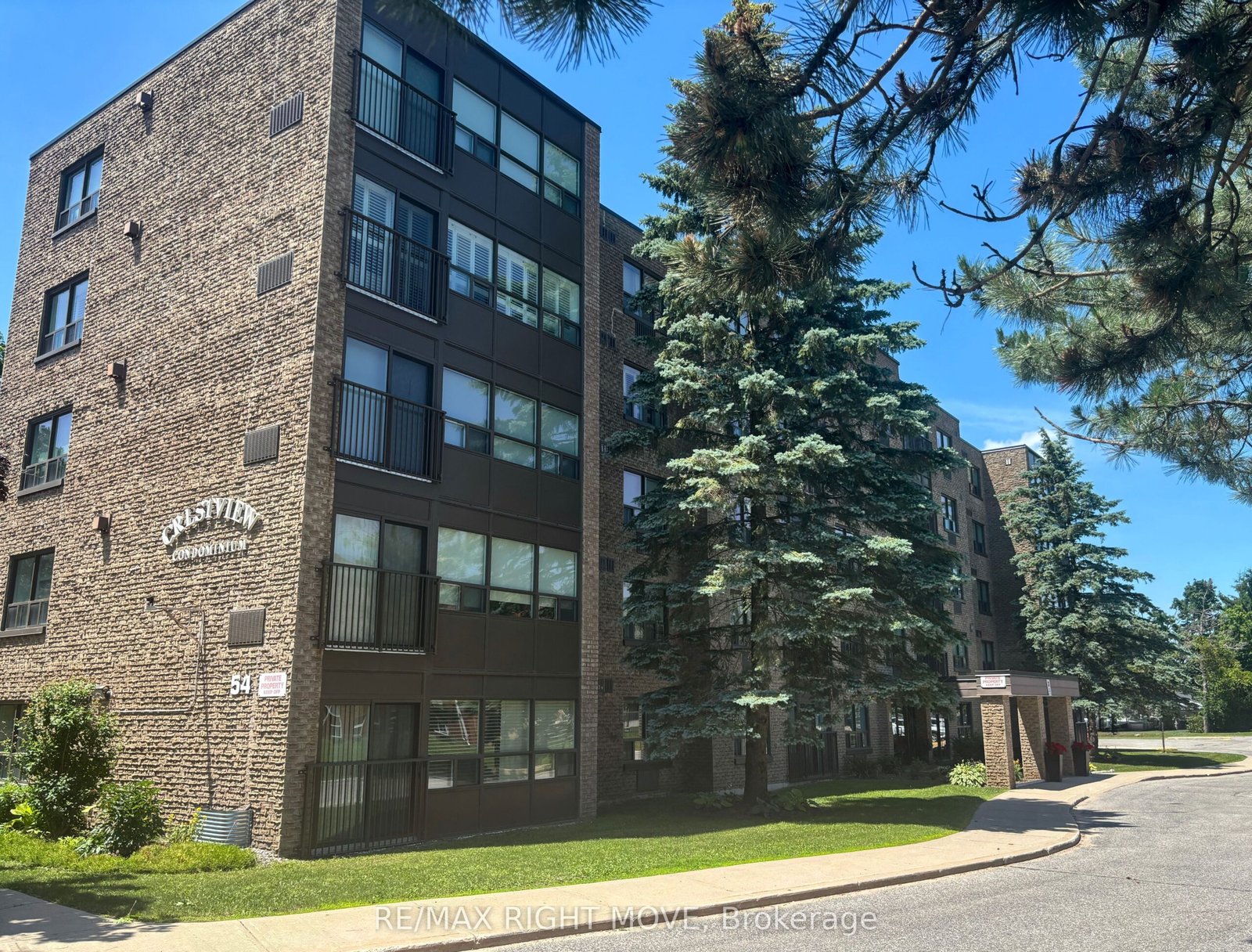 For Sale: 54 Fittons Road W 202, Orillia, ON L3V 3T9, Orillia, ON