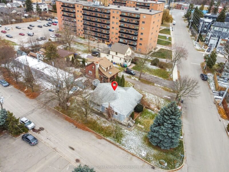 For Sale: 1089 Seneca Avenue, Mississauga, ON L5G 3X4, Mississauga, ON