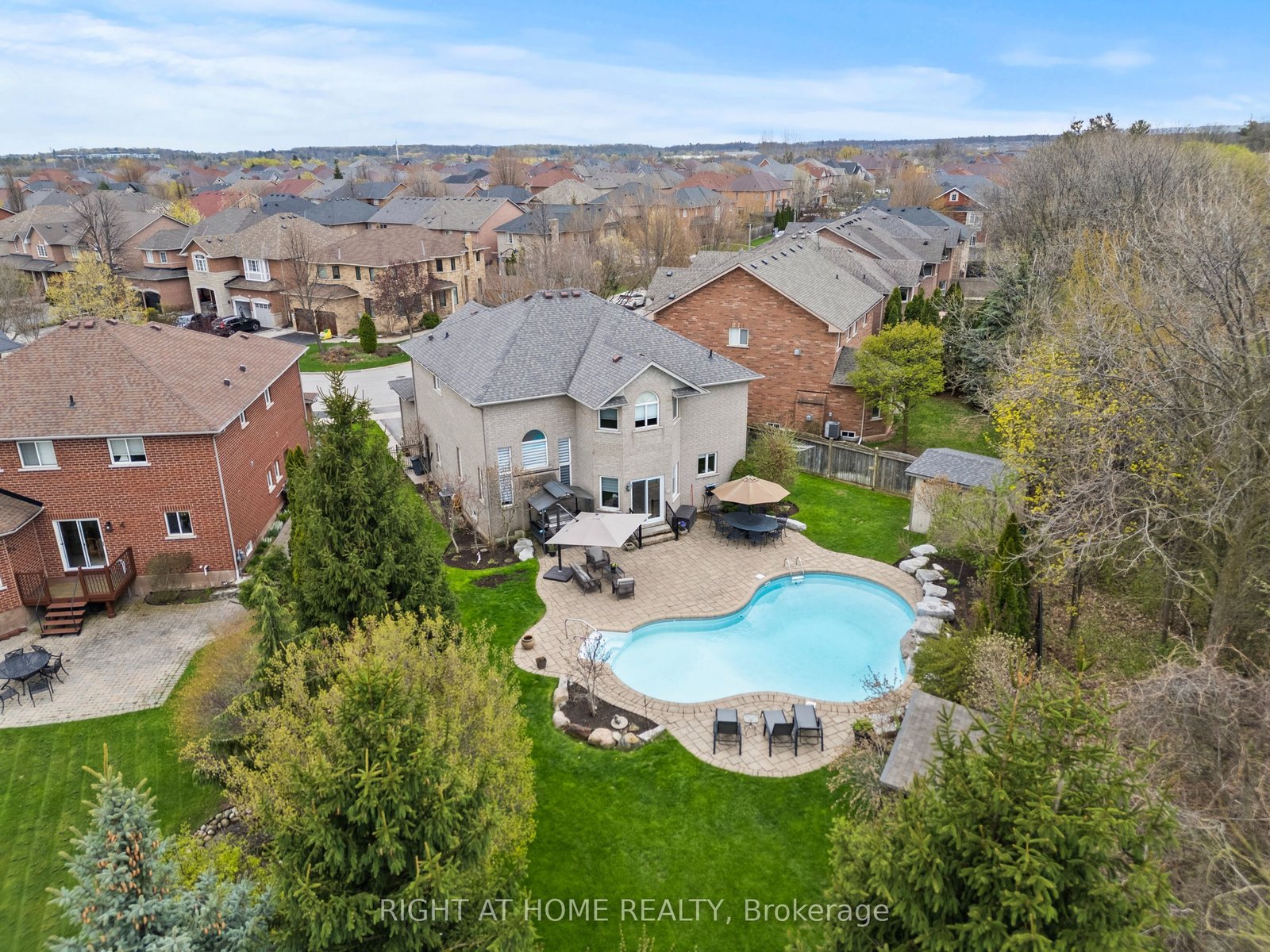 For Sale: 2275 Whitecliffe Way, Oakville, ON L6M 4W3, Oakville, ON