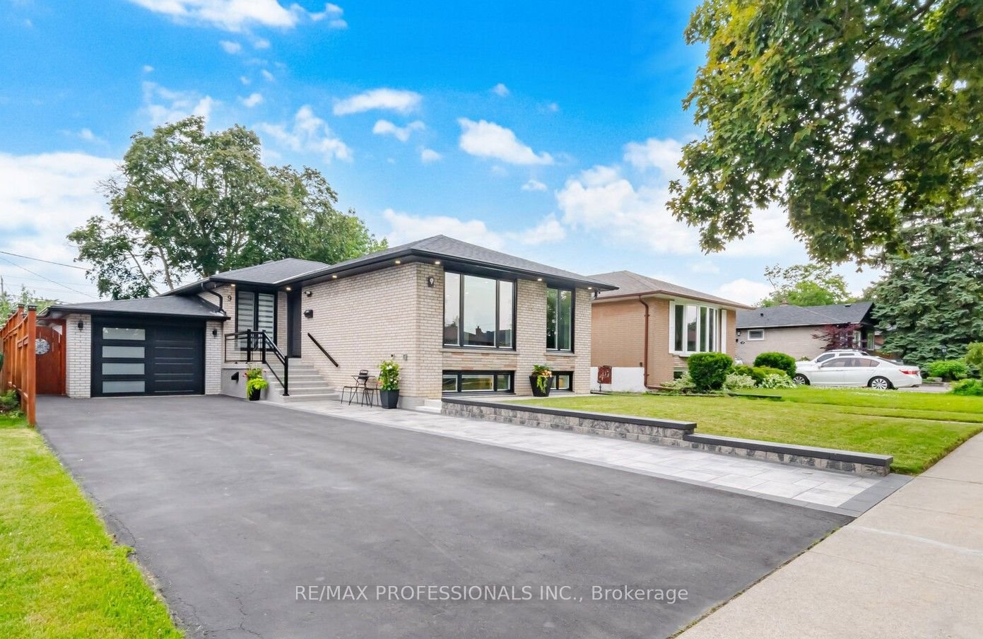 For Sale: 9 Tynevale Drive, Toronto, ON M9R 2B3, Toronto W09, ON