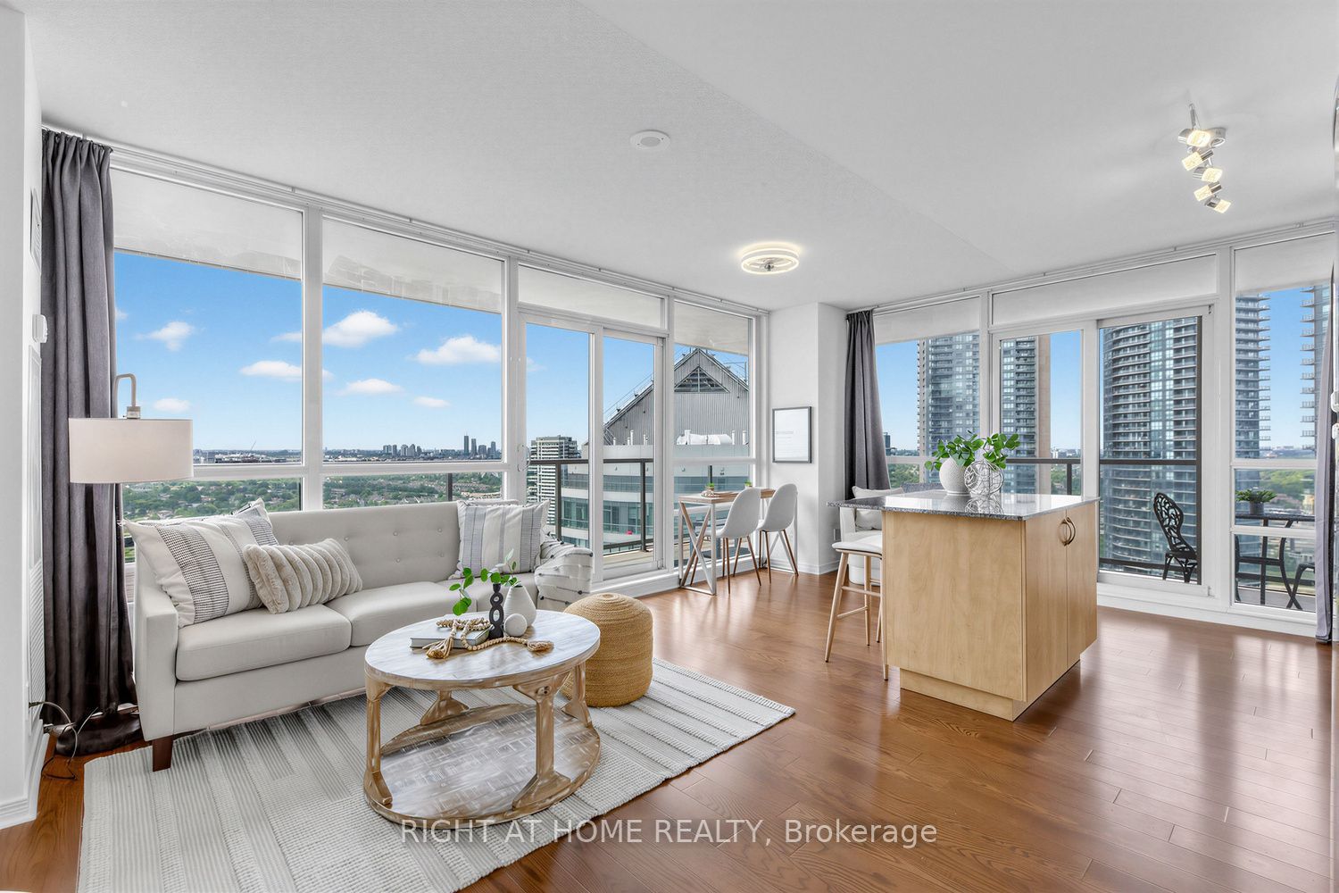 For Sale: 2240 Lake Shore Boulevard W 3104, Toronto, ON M8V 0B1, Toronto W06, ON