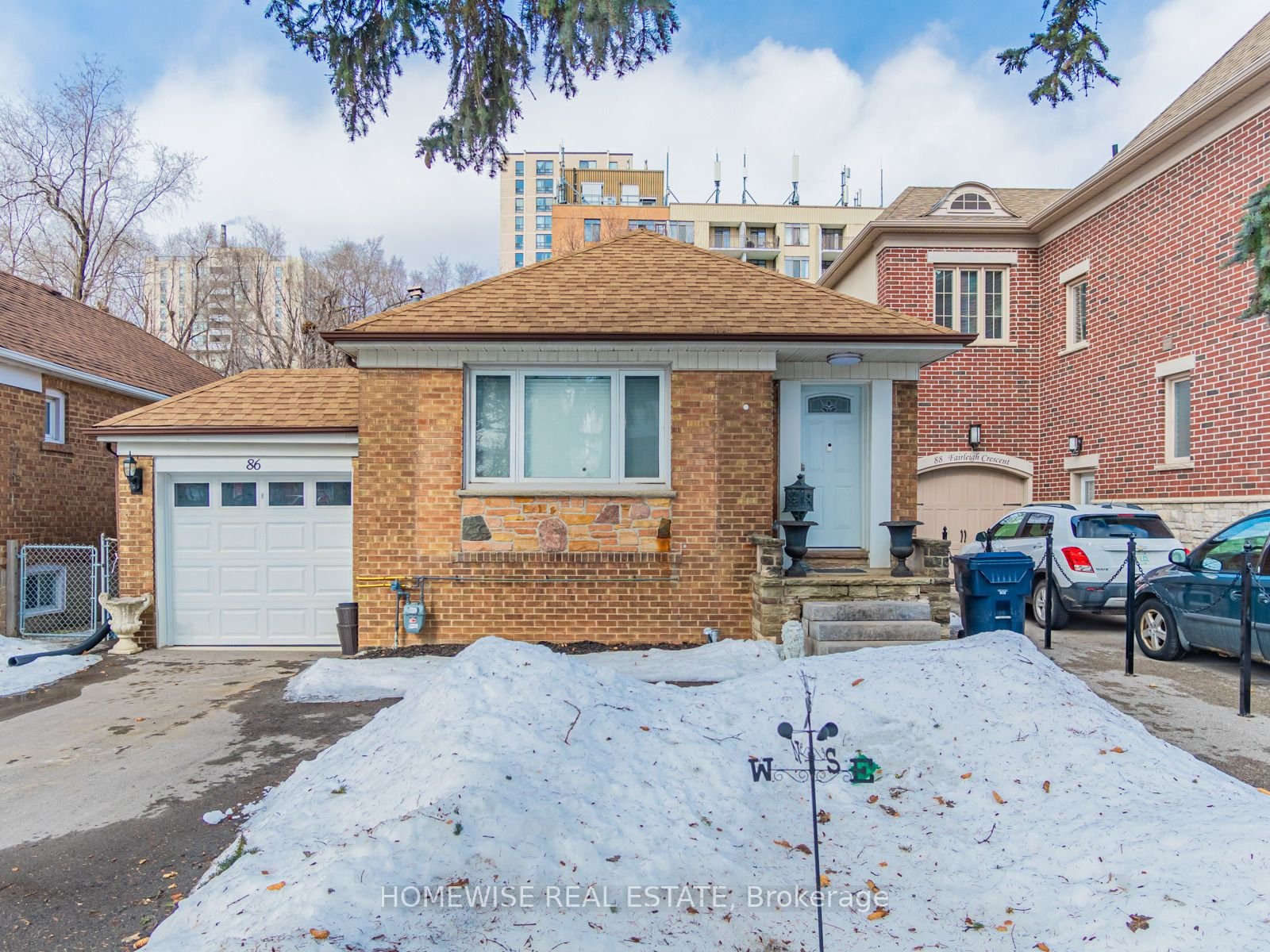 For Lease: 86 Fairleigh Crescent, Toronto, ON M6C 3R9, Toronto C04, ON