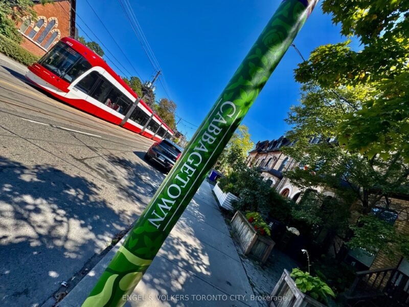 For Lease: 173 Carlton Street 2F, Toronto, ON M5A 2K3, Toronto C08, ON