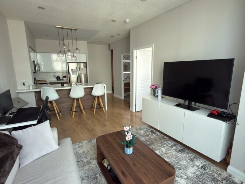 For Lease: 509 Beecroft Road PH09, Toronto, ON M2N 0A3, Toronto C07, ON