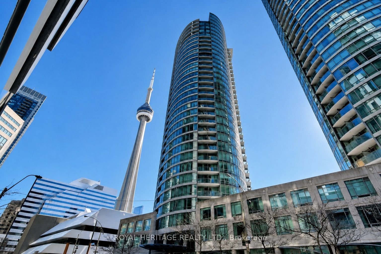 For Lease: 373 Front Street W 102, Toronto, ON M5V 3R7, Toronto C01, ON