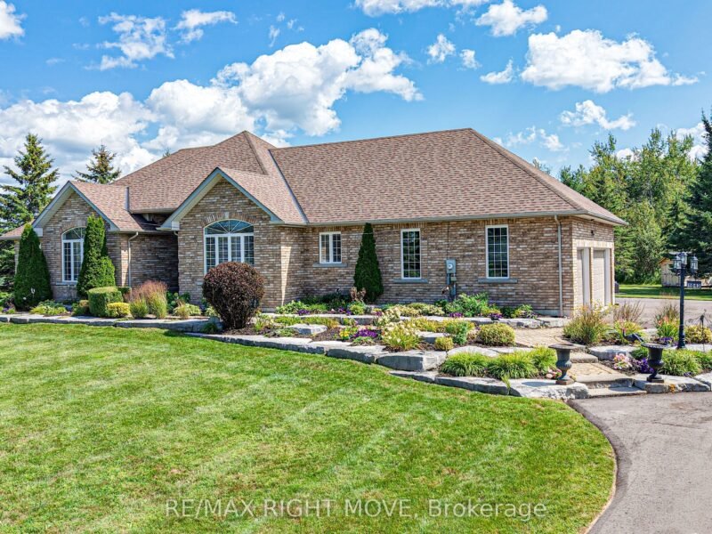For Sale: 1043 Hurlwood Lane, Severn, ON L3V 6H4, Severn, ON