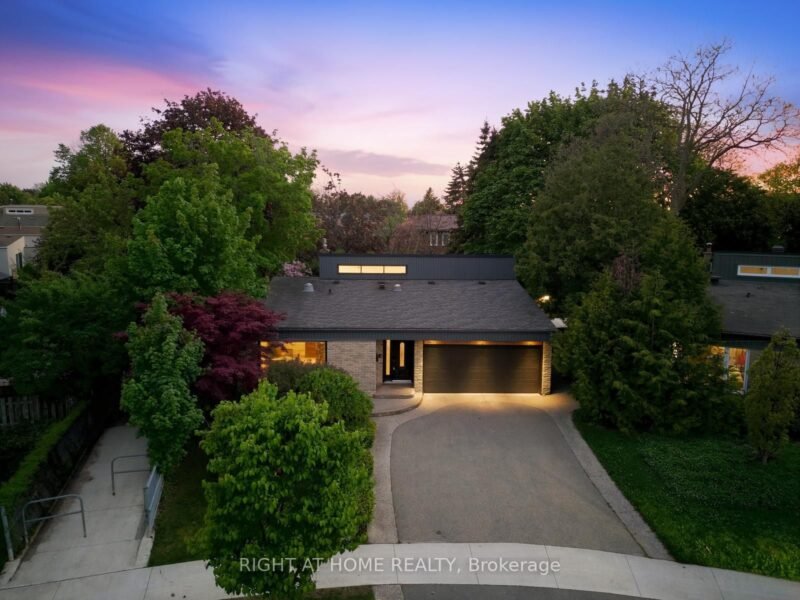 For Sale: 6415 Dunray Court, Mississauga, ON L5N 1E7, Mississauga, ON
