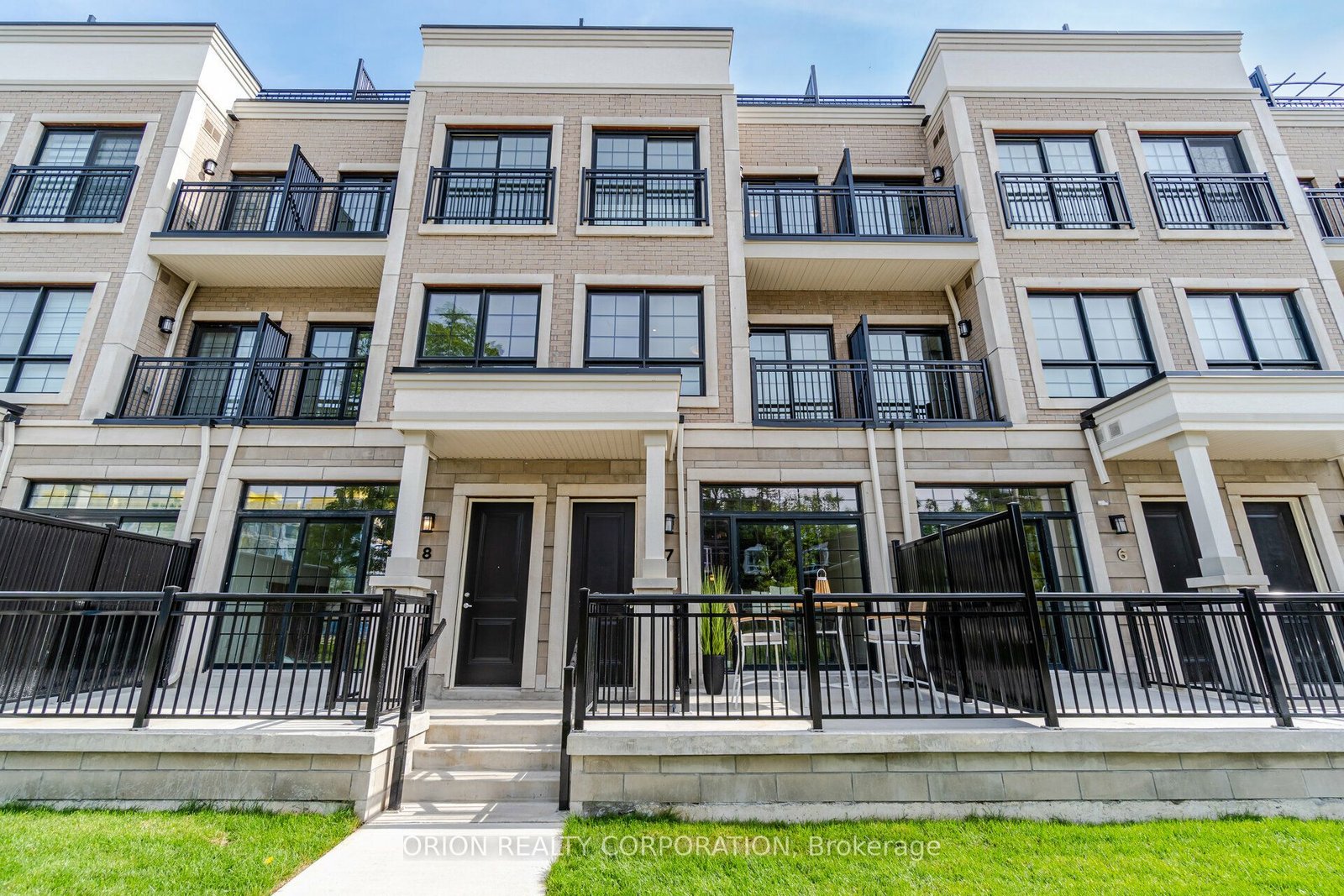 For Sale: 95 Brookfield Road 7, Oakville, ON L6K 2Y8, Oakville, ON