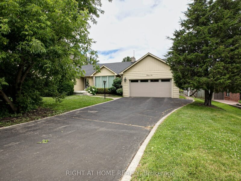 For Sale: 46 Roosevelt Drive, Richmond Hill, ON L4C 6V4, Richmond Hill, ON