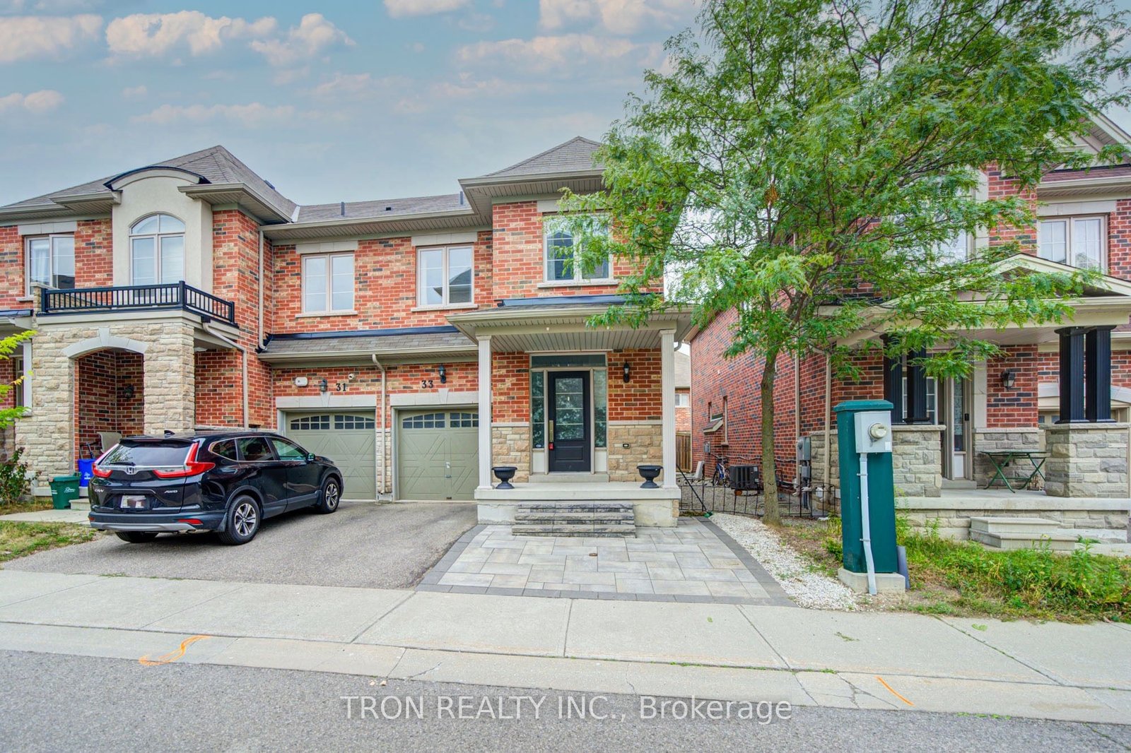 For Sale: 33 Mazarine Lane, Richmond Hill, ON L4S 0G2, Richmond Hill, ON