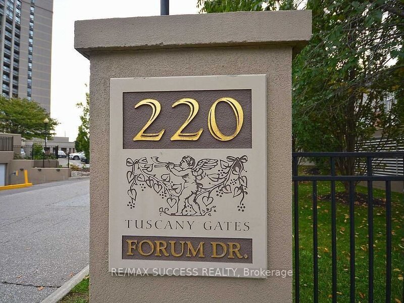 For Lease: 220 Forum Drive 701, Mississauga, ON L4Z 4K1, Mississauga, ON