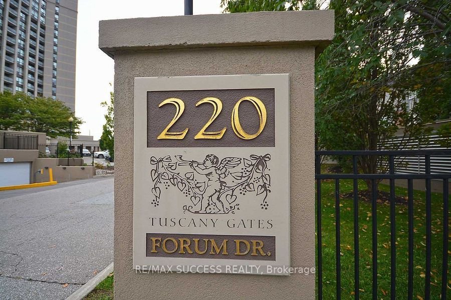 For Lease: 220 Forum Drive 701, Mississauga, ON L4Z 4K1, Mississauga, ON