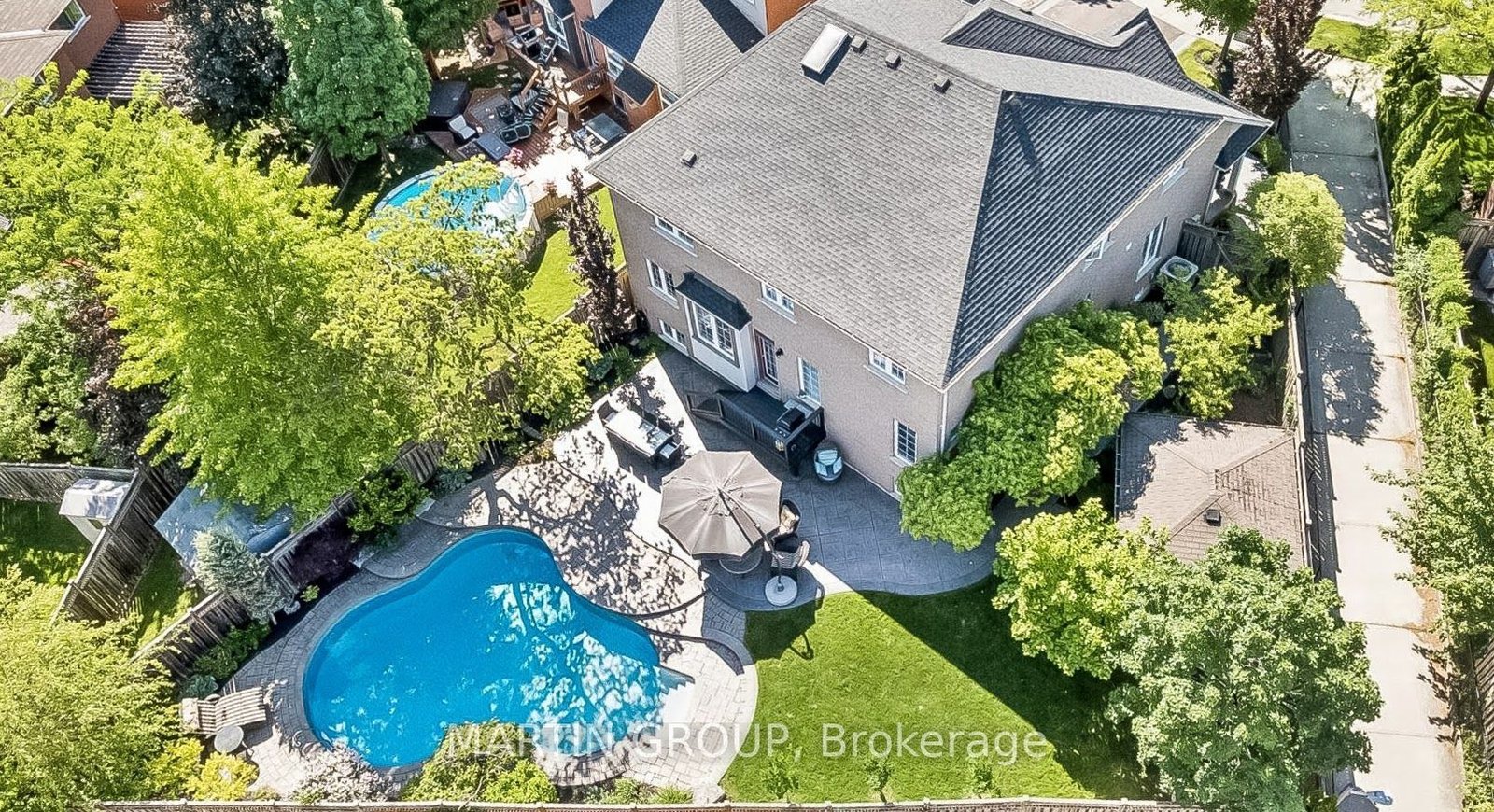 For Sale: 2283 Briargrove Circle, Oakville, ON L6M 5A5, Oakville, ON