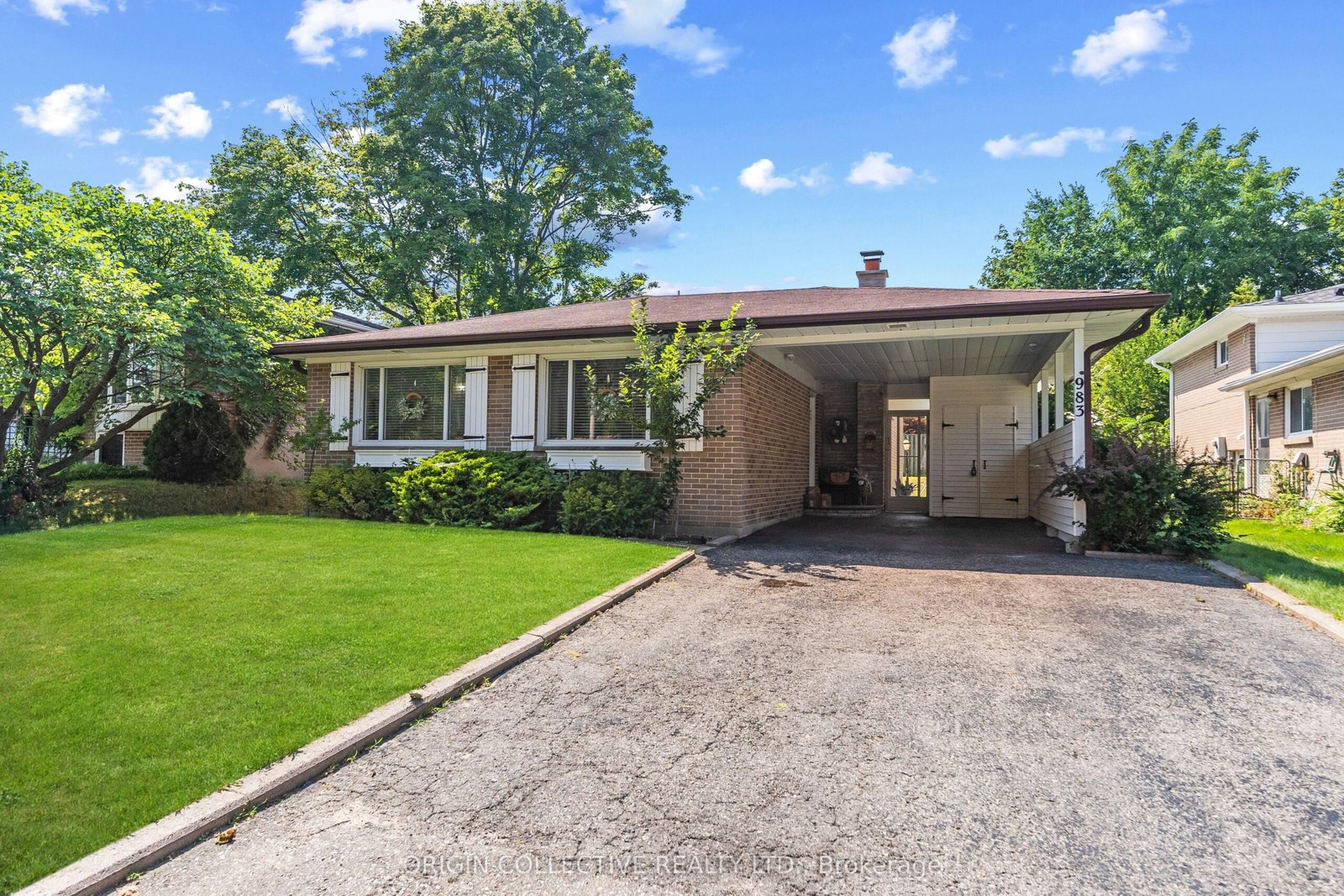 For Sale: 983 Parthia Crescent, Mississauga, ON L4Y 2K9, Mississauga, ON