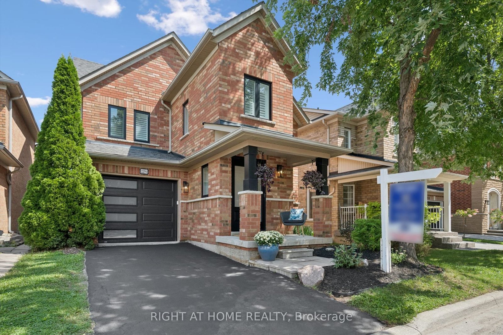 For Sale: 2294 Seton Crescent, Burlington, ON L7L 6Y4, Burlington, ON