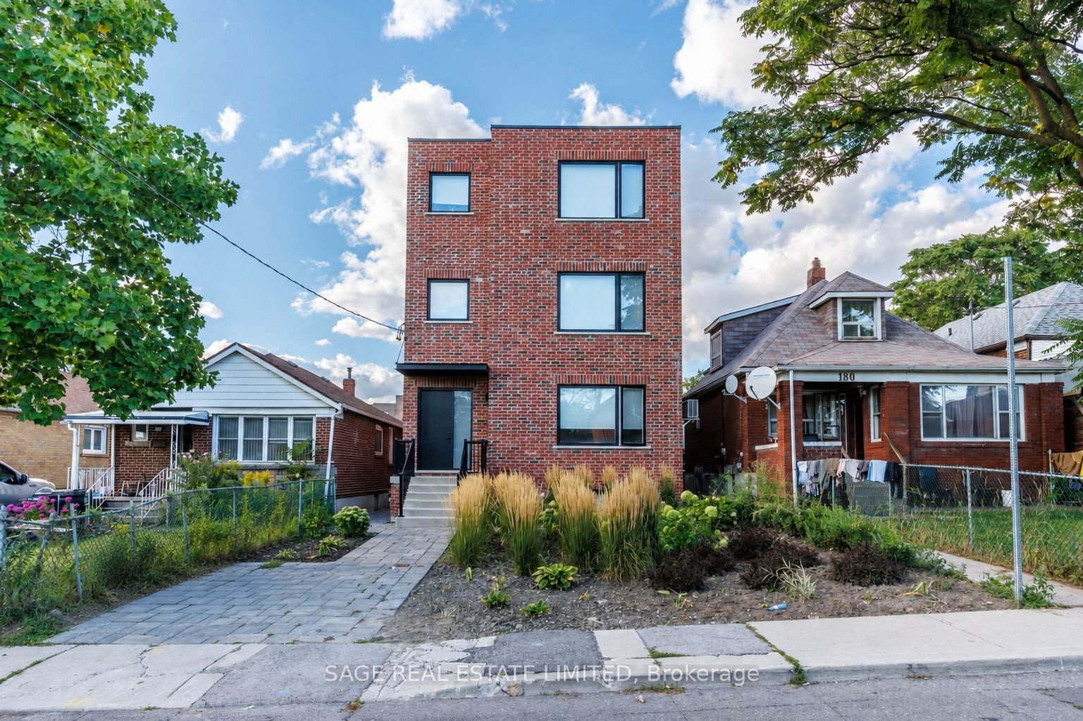 For Lease: 182 Cameron Avenue Lower, Toronto, ON M6M 1R7, Toronto W03, ON