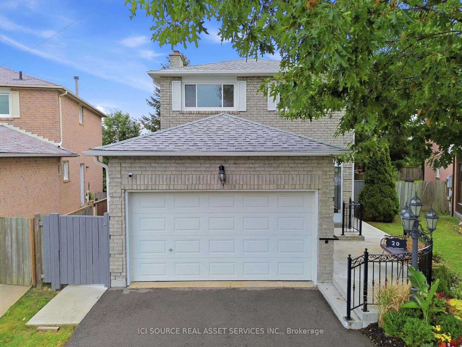 For Sale: 20 Kesteven Crescent, Brampton, ON L6W 4E1, Brampton, ON