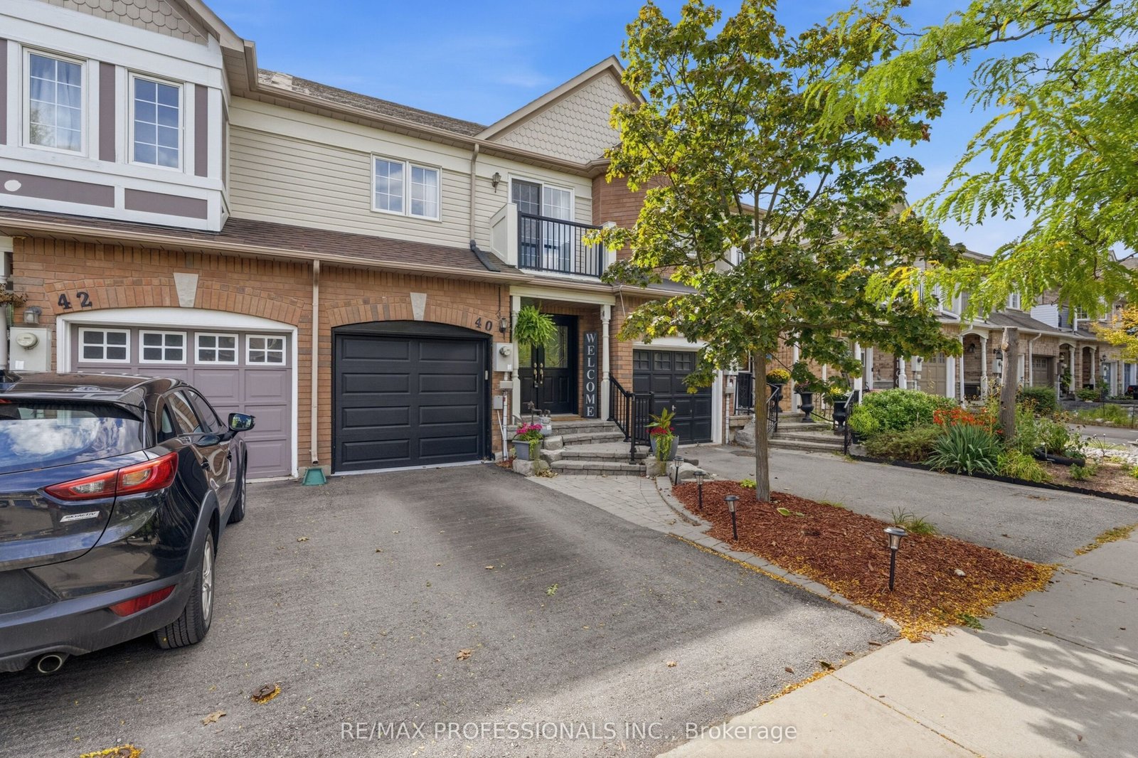 For Sale: 40 Dominion Gardens Drive, Halton Hills, ON L7G 6B2, Halton Hills, ON