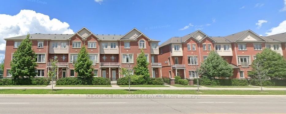 For Sale: 3215 Thomas Street 4, Mississauga, ON L5M 0M2, Mississauga, ON