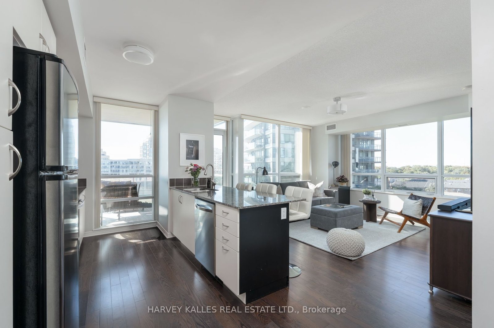 For Sale: 2230 Lake Shore Boulevard W 602, Toronto, ON M8V 0B2, Toronto W06, ON