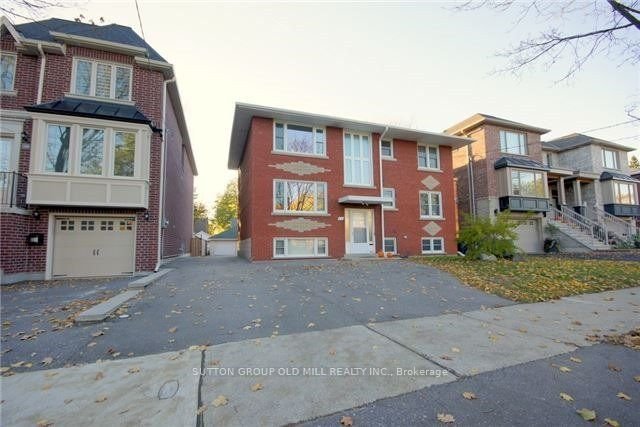 For Lease: 232 Aldercrest Road, Toronto, ON M8W 4J7, Toronto W06, ON